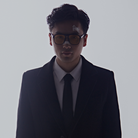  楊樹峰 設(shè)計(jì)師